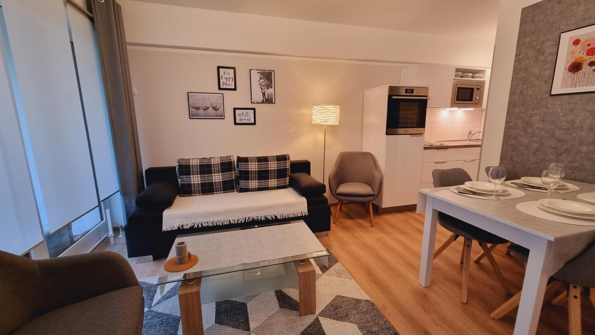Ferienwohnung Mohnwiese Und Blumenwiese Willingen  Ruang foto